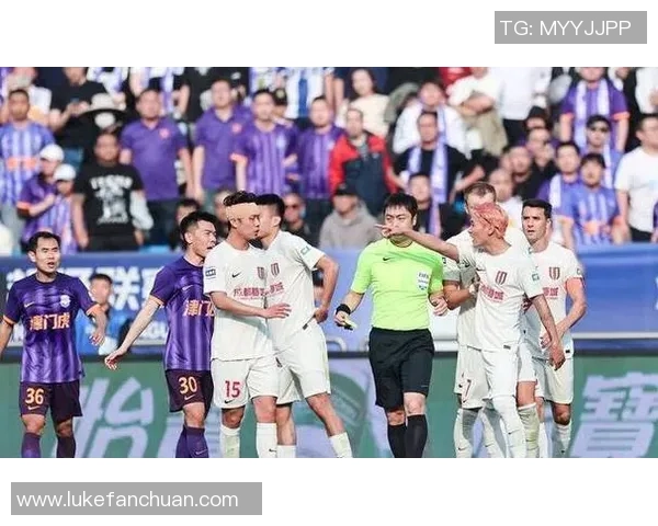 罗姆帕拉与圣塔菲历史交锋回顾及球队发展历程分析