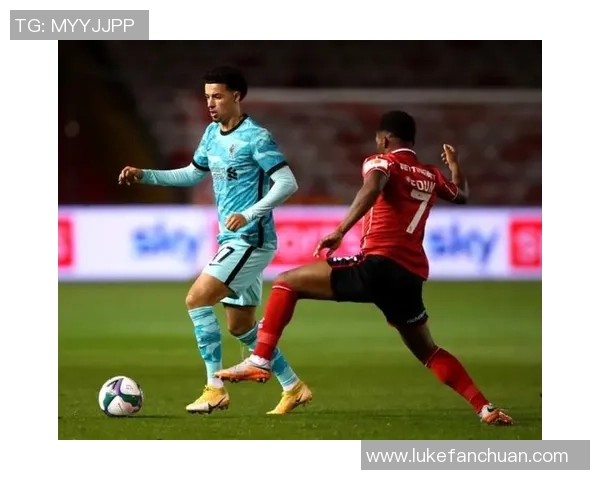 费罗维亚里亚与索琼斯的精彩对决揭示足球战术与团队协作的魅力